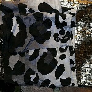 Jones NY 100% silk scarf Animal Print